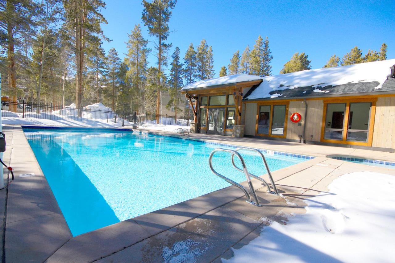 Pinecreek #F - 3 Bedroom - Close To Town - Shuttle To Slopes - Pool And Hot Tub Access Breckenridge Extérieur photo