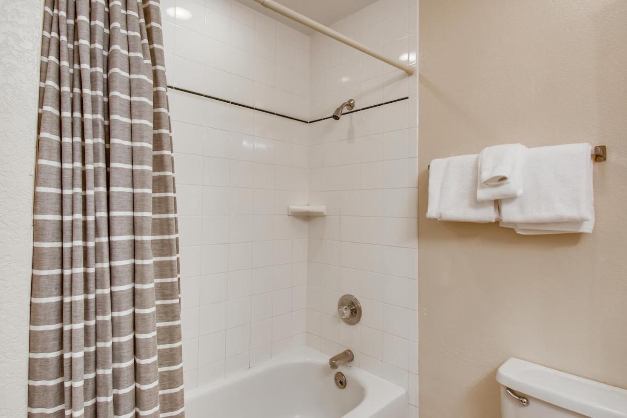 Pinecreek #F - 3 Bedroom - Close To Town - Shuttle To Slopes - Pool And Hot Tub Access Breckenridge Extérieur photo